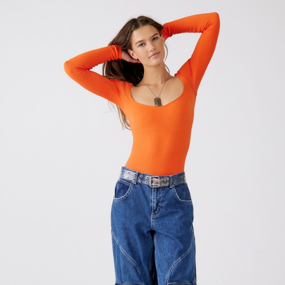 Urban Outfitters Out from Under Marianne Seamless Long Sleeve Bodysuit | M/L - Picture 4 of 7